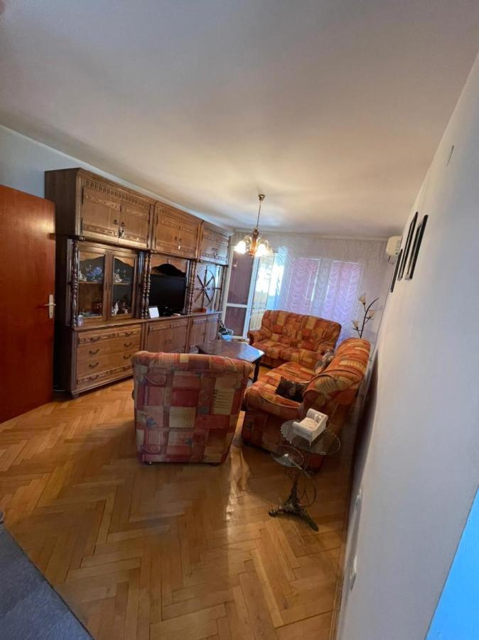 D&N Apartman Bar Eksteriør bilde